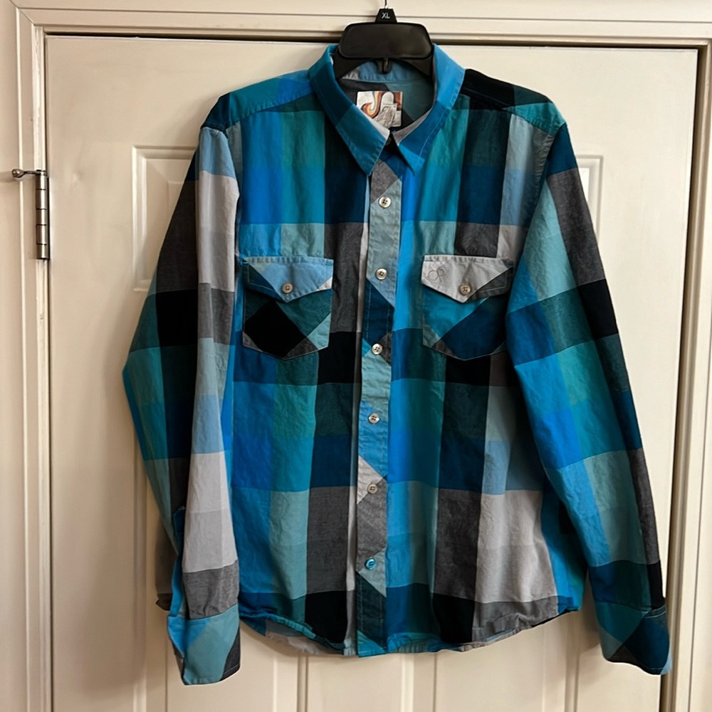Men’s shirts